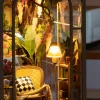 Robotime Book Nook Garden House TGB06 sfeer 4